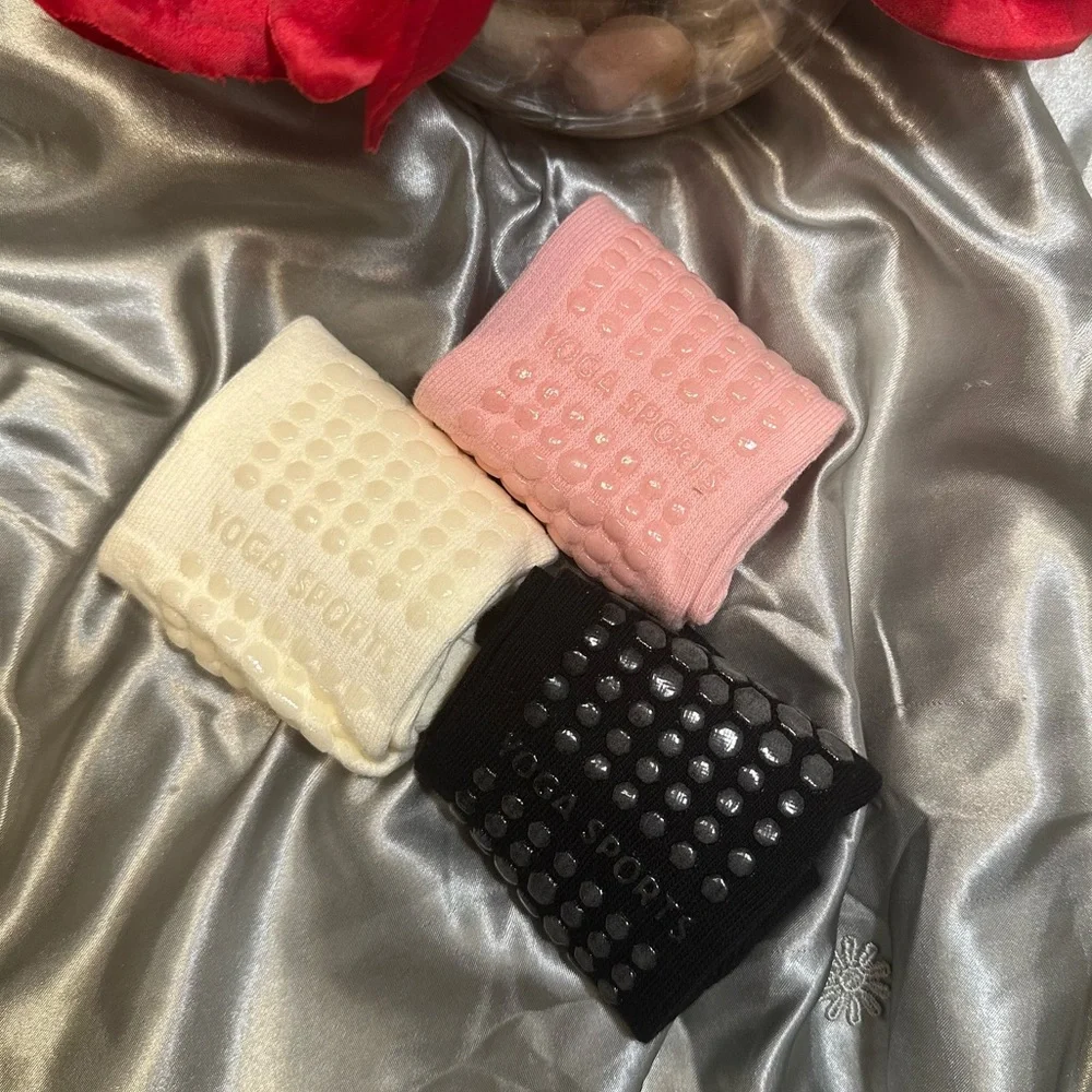 🌹YOGA SPORTS • NWOT Non-Slip Grip Socks Set in Black, Pink, Cream YOGO PILATES •